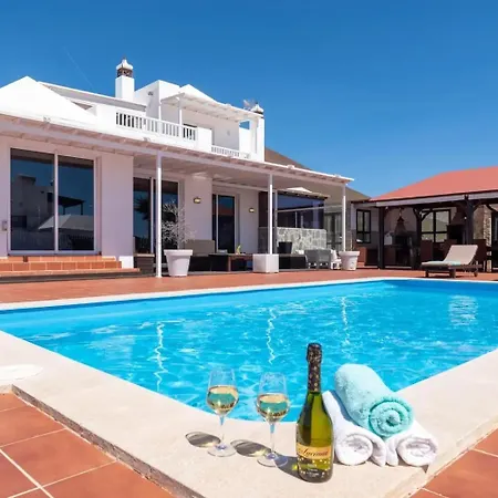 Ladera De Conil Holiday home