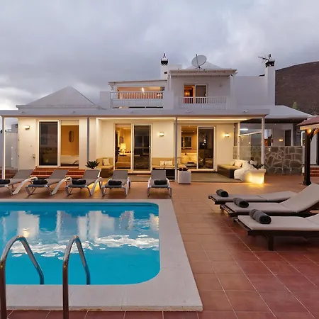 Ladera De Conil Holiday home